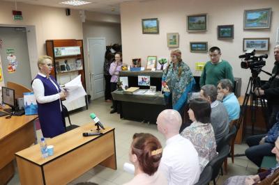 Светлана Денисова читает "Руслана и Людмилу" на акции "Исцеление чтением"