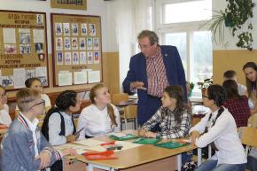 7 октября в Троельжанской средней школе состоялся Форум школьников Кунгурского муниципального района «Платформа возможностей» под лозунгом: «Я – создатель школы нового поколения».