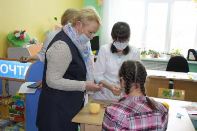 27 апреля Уполномоченный по правам ребенка в Пермском крае Светлана Денисова посетила с рабочим визитом Юсьвенский муниципальный округ.