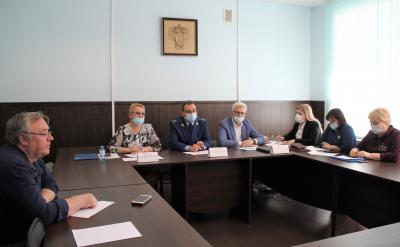 21 апреля состоялся личный прием граждан Уполномоченным по правам ребенка в Пермском крае совместно с прокурором города Перми и администрацией города Перми.
